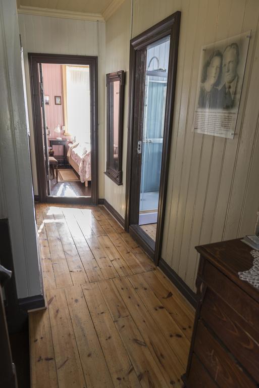 Einarshusid Guesthouse Bolungarvík Eksteriør billede