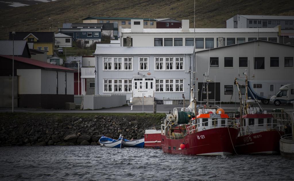 Einarshusid Guesthouse Bolungarvík Eksteriør billede